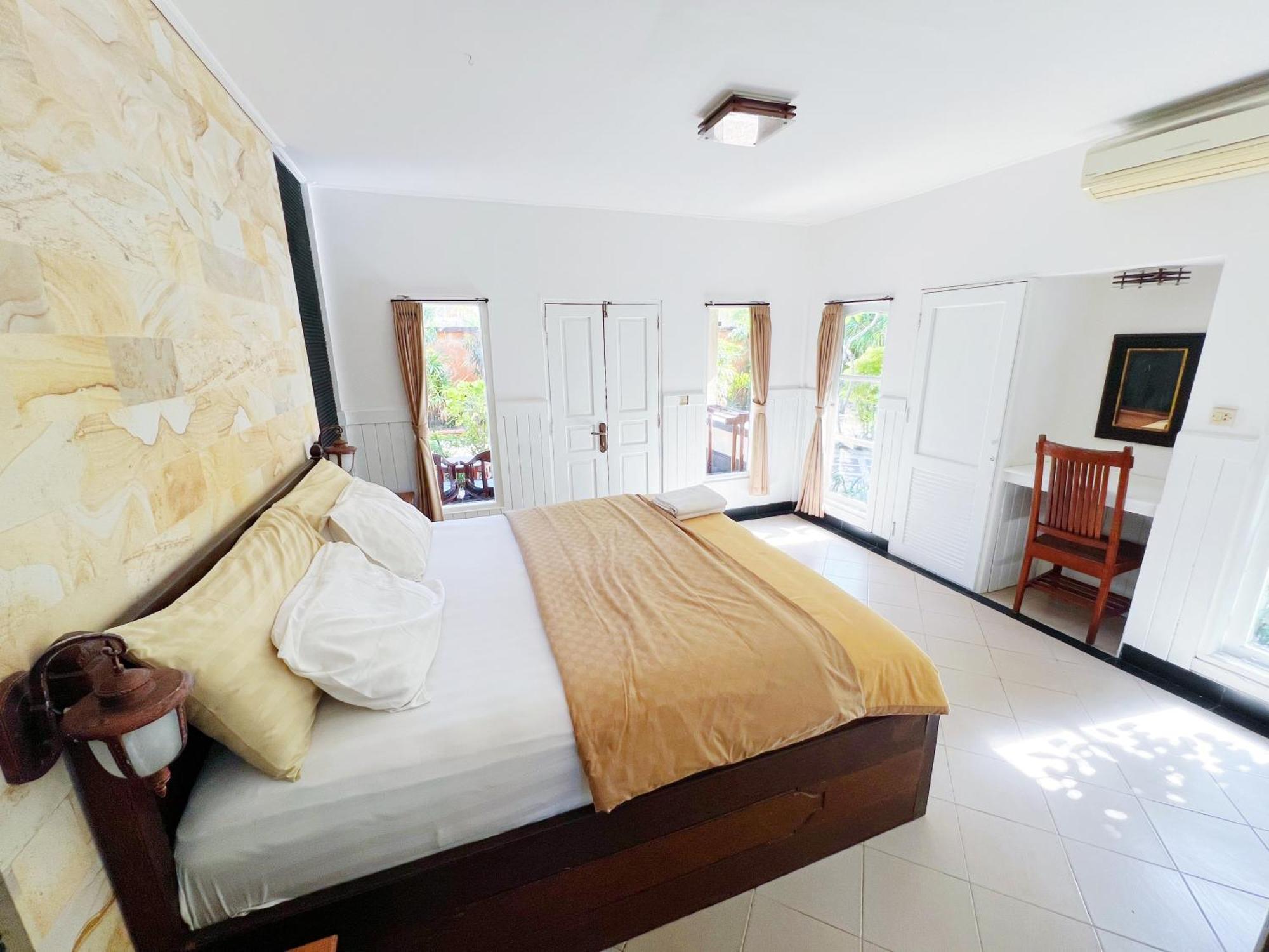 Puri Nusa Beach Hotel Lembongan Zewnętrze zdjęcie
