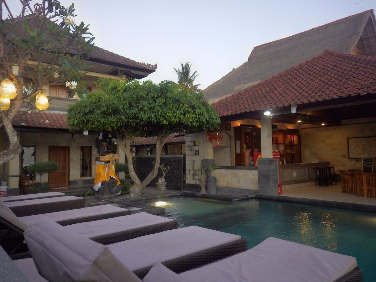 Puri Nusa Beach Hotel Lembongan Zewnętrze zdjęcie