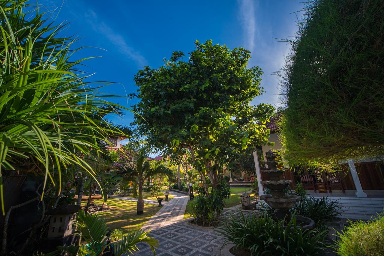 Puri Nusa Beach Hotel Lembongan Zewnętrze zdjęcie